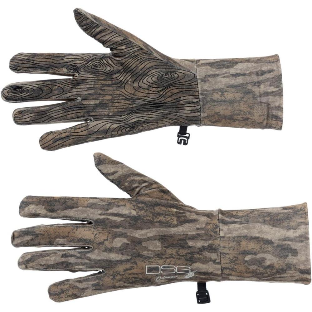 imageDOING SOMETHING GREAT Women DTech 30 Liner GloveMossy Oak Bottomland 30