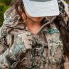 DOING SOMETHING GREAT Women D-Tech 3.0 Liner Glove(Realtree Excape 3.0)