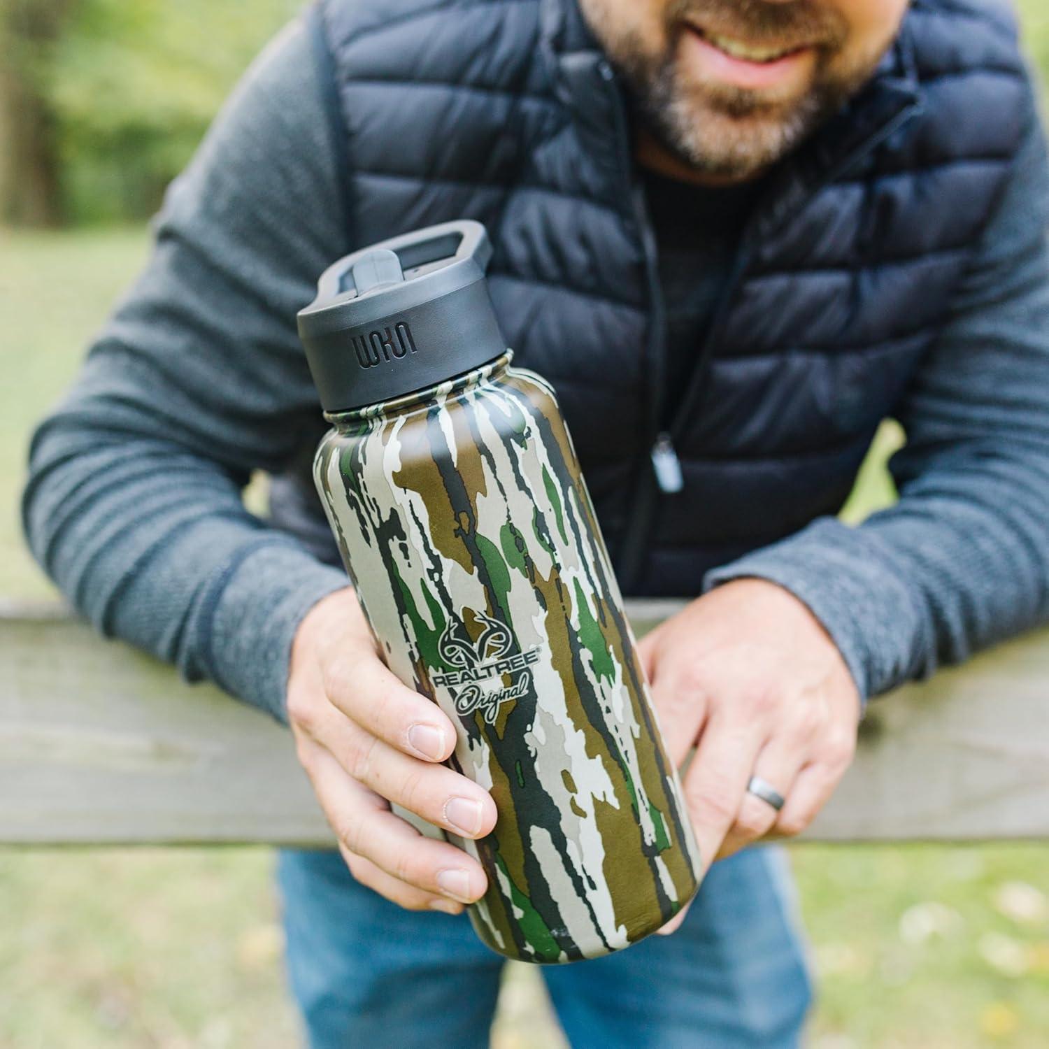 imageWildkin Mossy Oak 32oz Kids Water Bottle Leakproof VacuumInsulated Durable EasyClean Bottom LandRealtree Original
